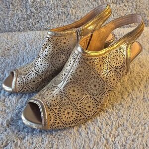 Nurture Gold Laser Cut Slingback Peep‎ Toe Heels Dressy Party Shoes Size 10M